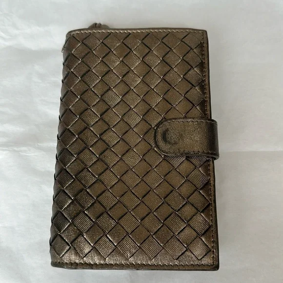 Bottega Veneta Nappa Argento Medium Sized Wallet - Picture 1 of 7